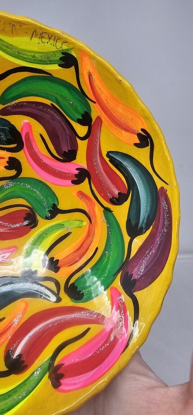 Mexican Folk Art Pottery Footed Bowl Hand Painted Dish Chili Pepper Motif Bright - Picture 9 of 10